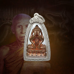 Six-Handed Phra Pidta