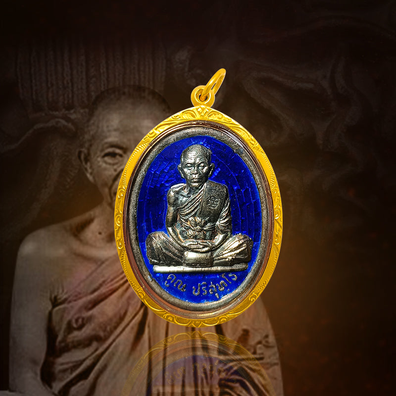 LP Khoon Meditation with Blue Dragon Tooth