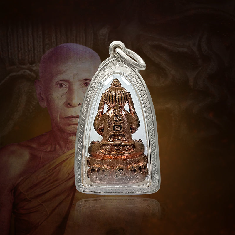 Six-Handed Phra Pidta